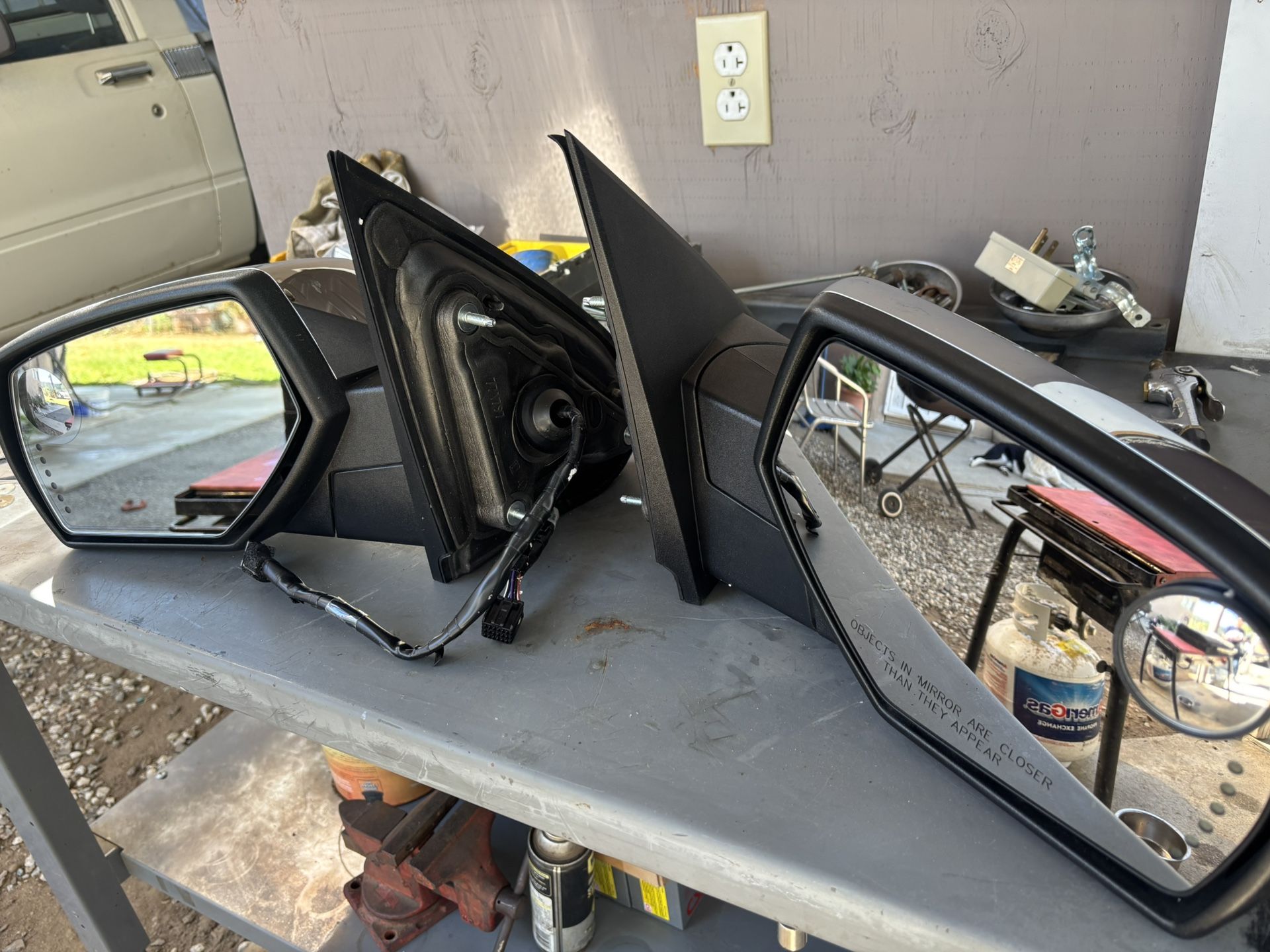 Chevy Silverado Mirrors