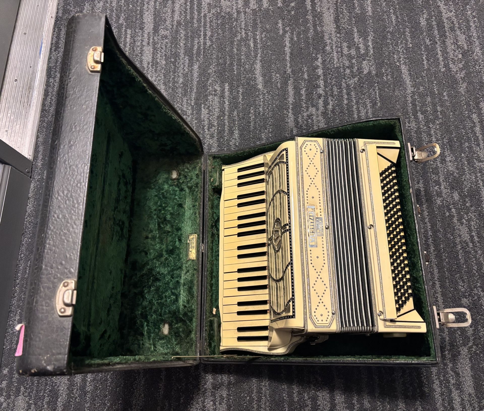 Wurlitzer Accordion