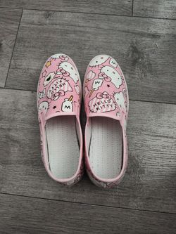 Hello kitty shoes
