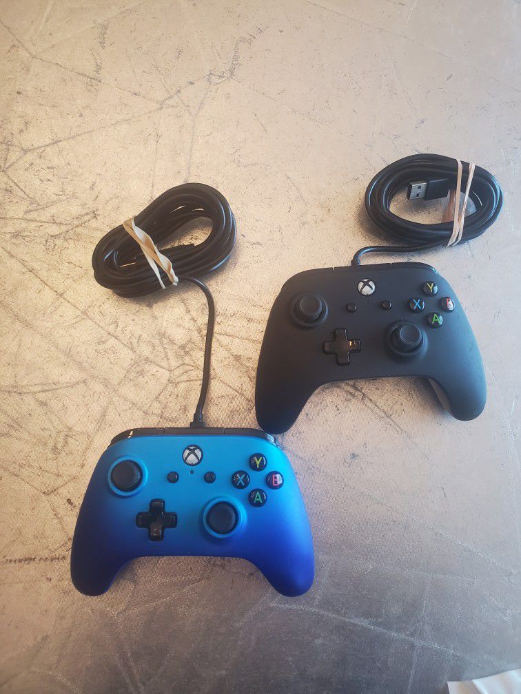 Xbox one  wired controllers