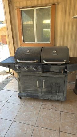 Charcoal/gas grill