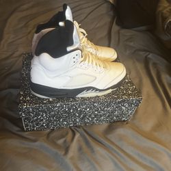 Jordan 5  Retro “ White Black “ 