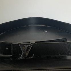 Louis Vuitton belt