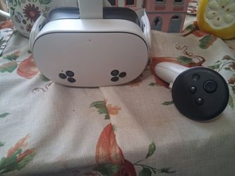 Metaquest 3S VR headset 128 GB with left controller and charger( Right Controller not included)