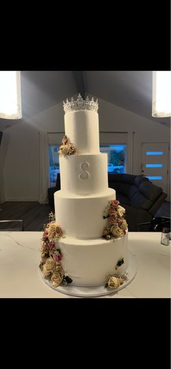 Fake cake