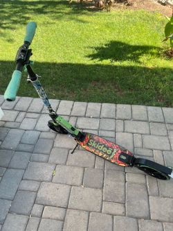 Skidee scooter