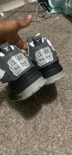 Lv Skates Grey