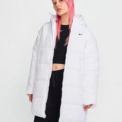 Nike Sportswear Classic Puffer