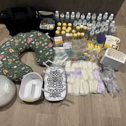 Medela Double Electric Breast Pump With A Lot Of Attachments 