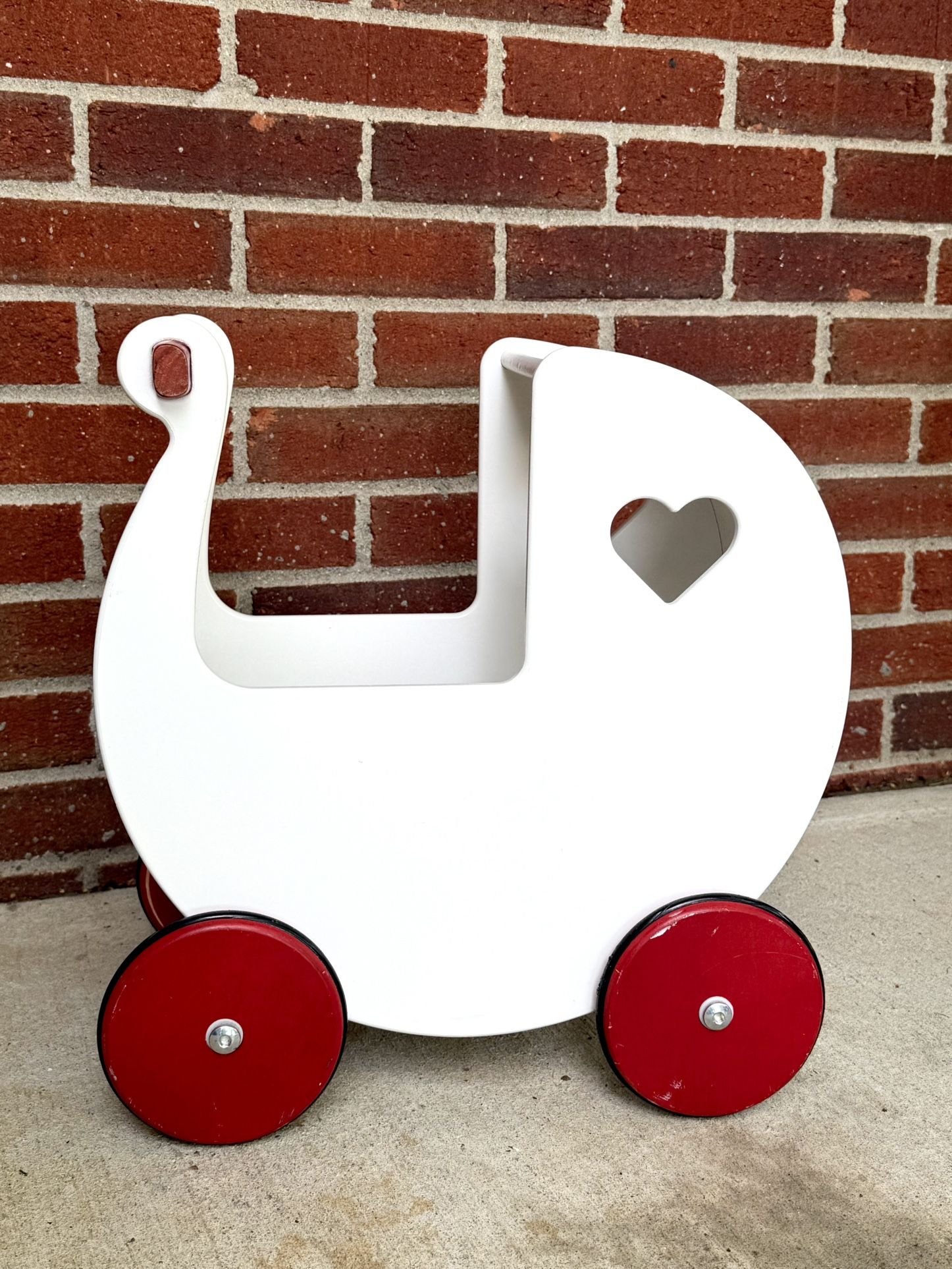 Moover Dolls Pram -white & Red