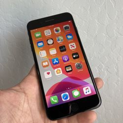 iPhone 8+ Plus. Like New And Unlocked! No tax 