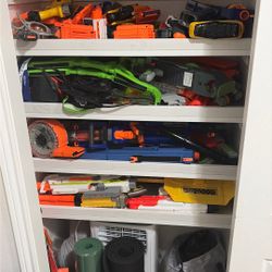 NERF GUN COLLECTION 
