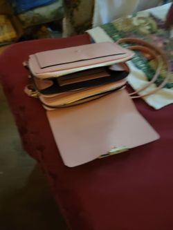 Womens  wallet or purse