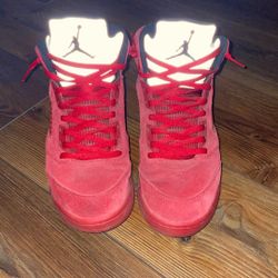 Jordan 5 Red Suade (worn, only noticable on the bottom)