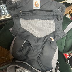 ERGOBABY CARRIER