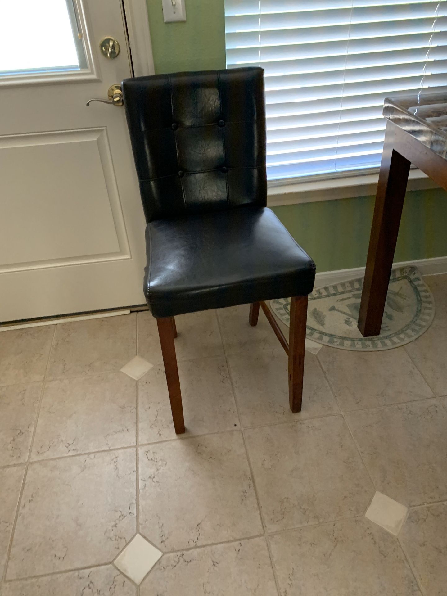 Kitchen table with 4 chairs