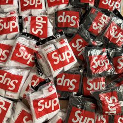 Supreme Socks 