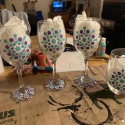 Wine glasses I can do different designs and different colors to meet your specifications taking orders $10 a pair