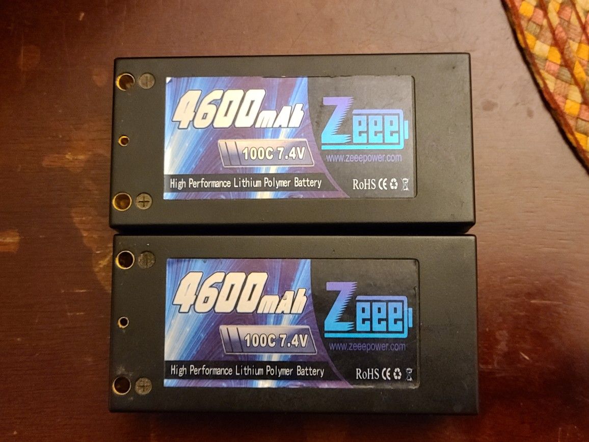 2S 7.4v 4600mah 100c lipo