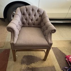 Accent Chair 