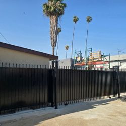 Full Privacy Iron Fence