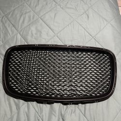 Chrysler 300 SRT Grille 