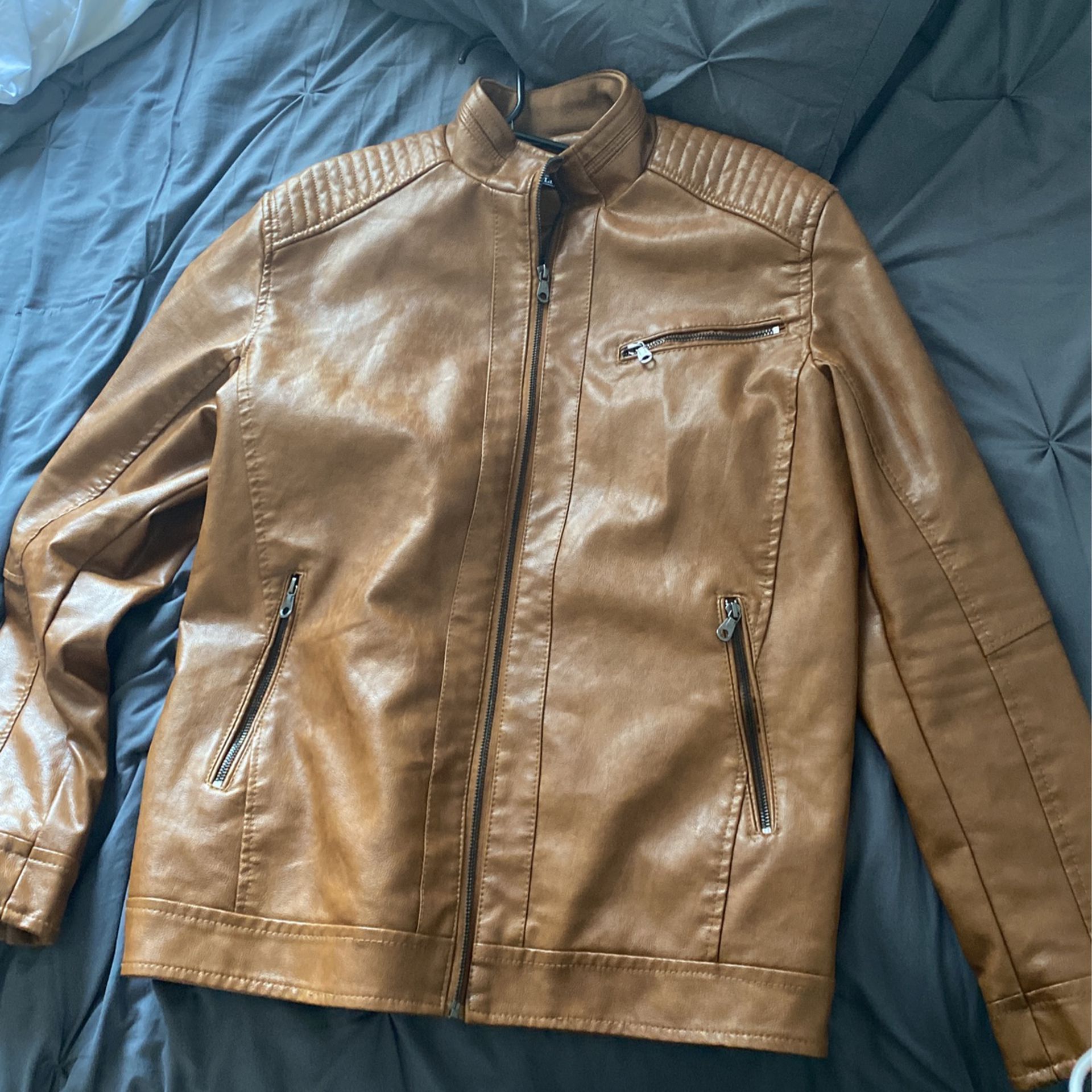 Wulful Leather Jacket Size L for Sale in Glendale, AZ - OfferUp