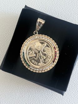 Centenario pendant