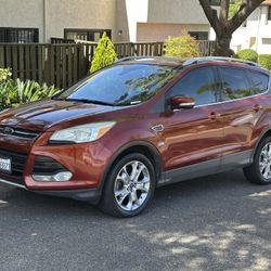 2014 Ford Escape Titanium 
