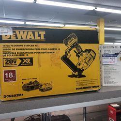 Dewalt Flooring Staple Kit