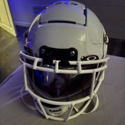 F7 Helmet 