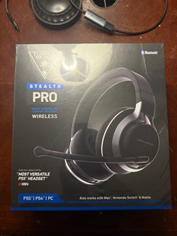 STEALTH PRO NOISE-CANCELLING GAMING HEADSET WIRELESS NEw