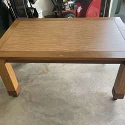 Table W/removable Wheels