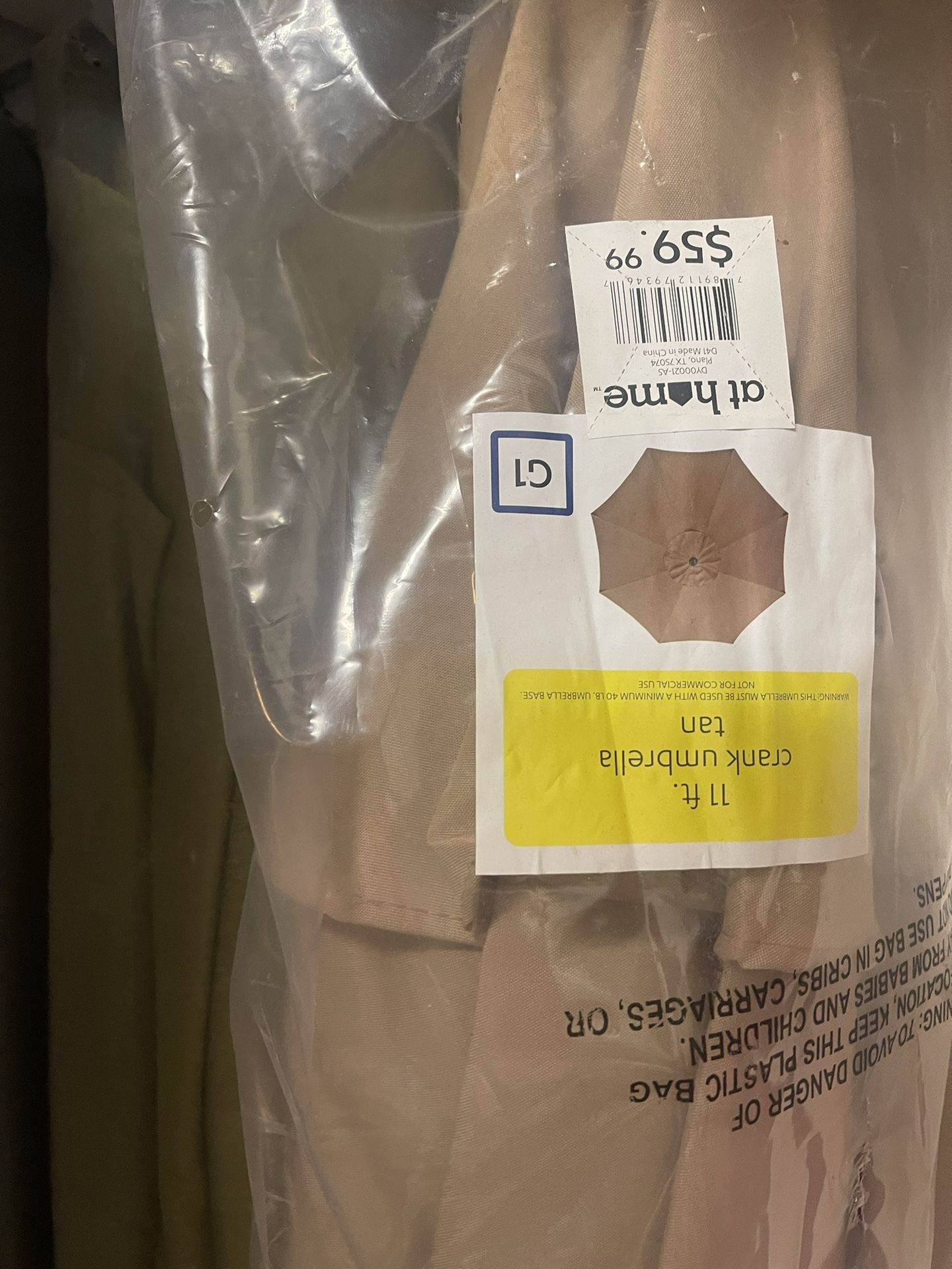 New Umbrella ☂️ Which Stand For Backyard Table Never Used