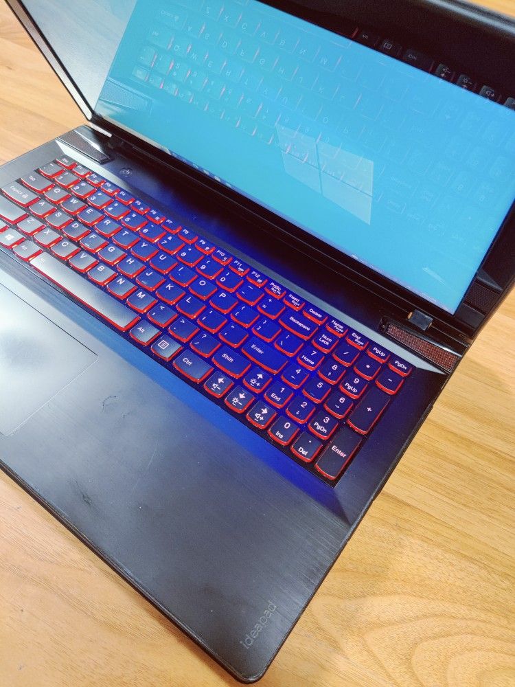 Lenovo Y500 Laptop