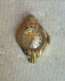 Vintage 10K Plated Women's Bulova Watch Head - Runs Great