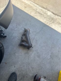 Toyota tacoma exhaust manifold