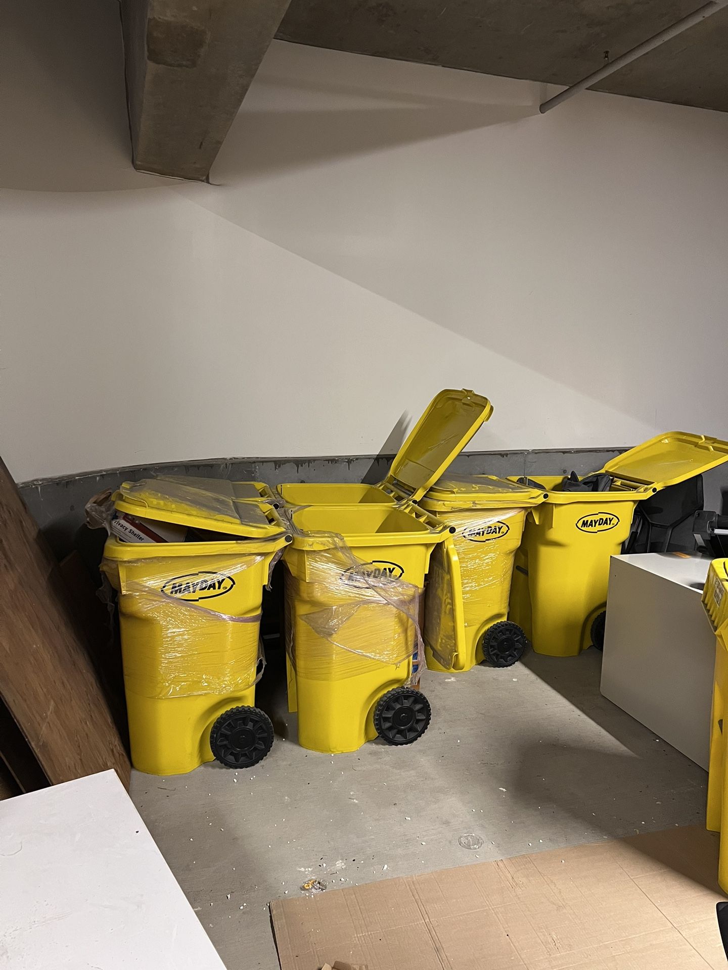 MayDay emergency supplies 65 Gallon Yellow Rolling Container with Lid