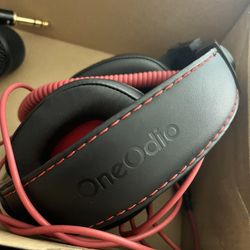 One Odio DJ Headphone Studio Quality 