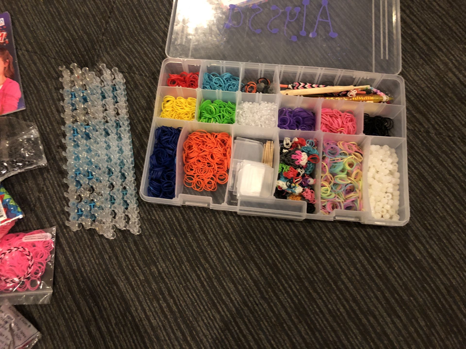 Rainbow loom and accessories