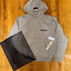 Gray Essentials size M