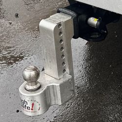 gross trailer weight rating 21,000lbs (GTW)