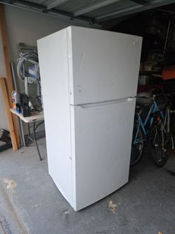 🥓🍅Great Working Fridge🥑🥚