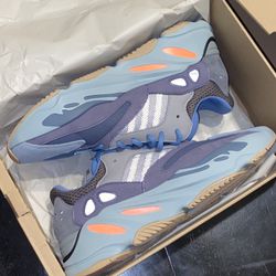 Boost 700 Carbon Blue for Sale in Kyle, TX - OfferUp