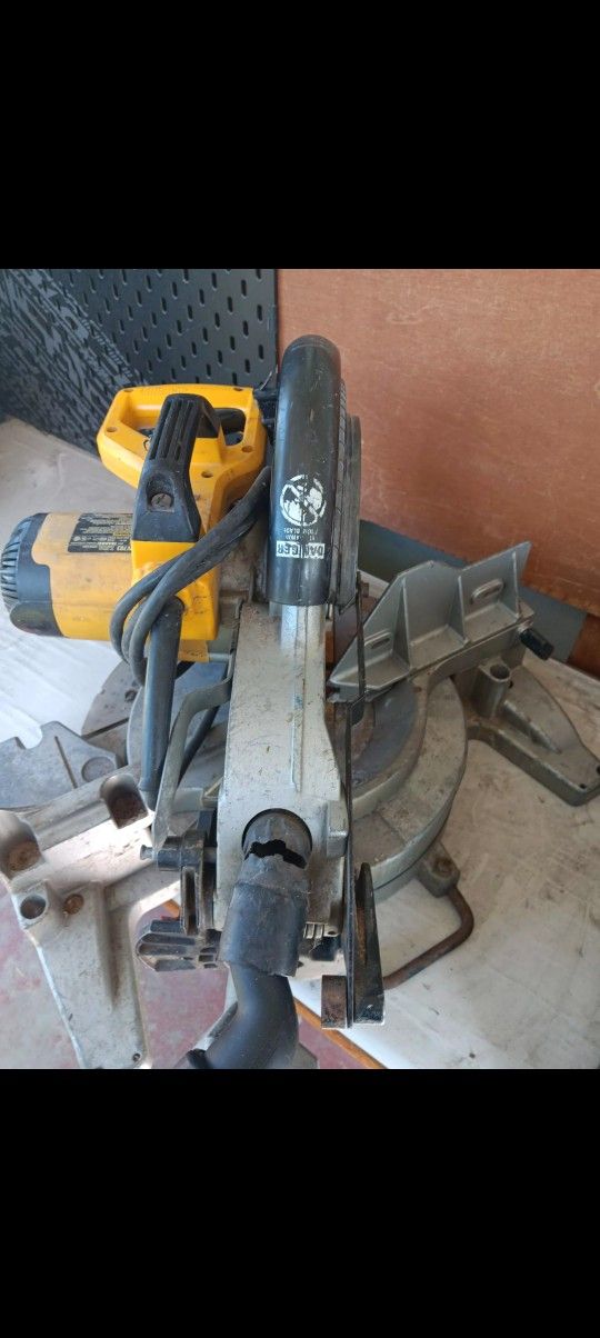Dewalt Miter Saw 