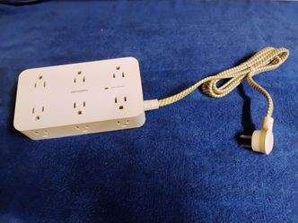 White Multiple Outlets and USB  Electrical Extender Power Strip