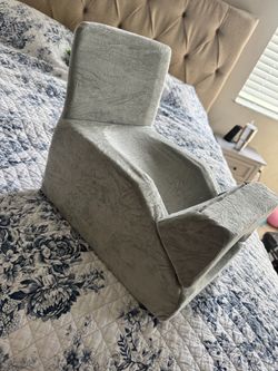Arm or leg elevation pillow