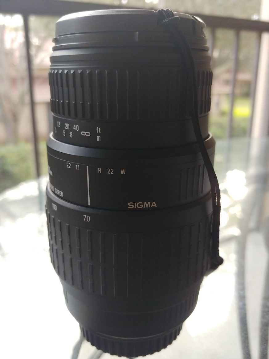 Sigma Lens 70MM - 300MM