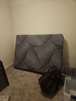 Full/Queen Mattress with Wave Pattern