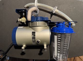 Roscoe medical suction machine